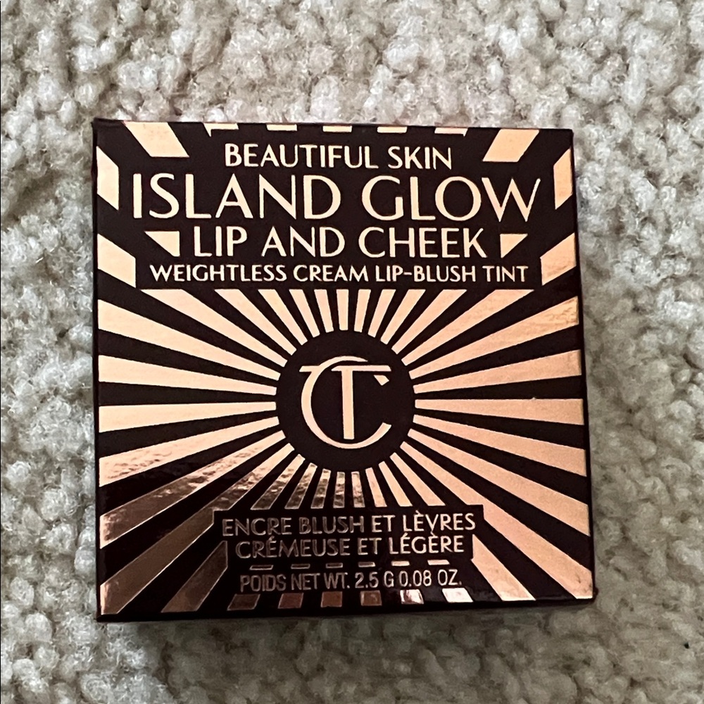 Charlotte Tilbury Island Glow Lip & Cheek Tint - Beach Peach Glow